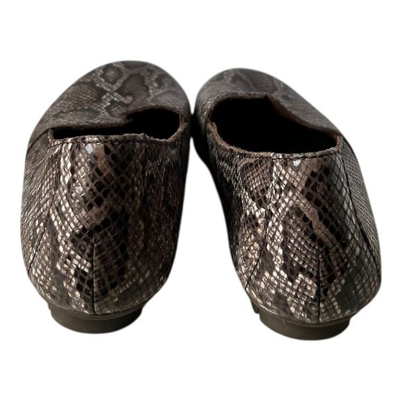 Born Sebra Leather Slip On Flats Women’s 6.5 Snakeskin - Picture 4 of 5